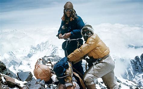 El Día Que Edmund Hillary Y Tenzing Norgay Conquistaron El Everest