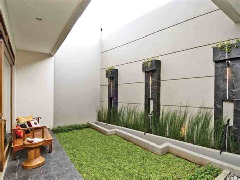 contoh desain taman belakang rumah minimalis modern
