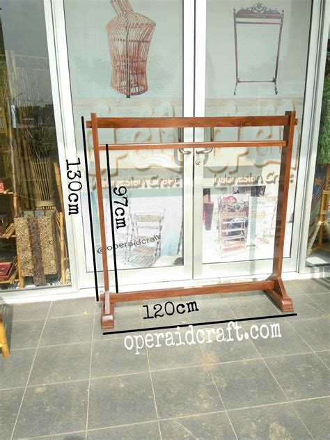 We did not find results for: Gawangan Kayu: Steger Kayu Batik