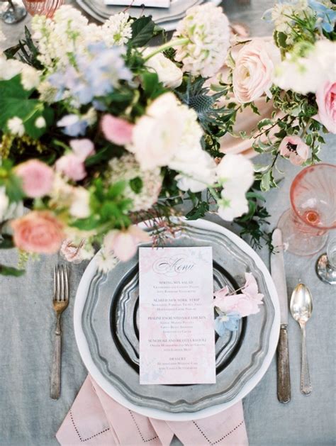 5 Ways To Work This Years Pantones Into Your Wedding Color Palette