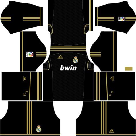 Real madrid is a famous madrid, spain based football club, founded in 1902. Real Madrid C.F. 2019-2020 Kit - Dream League Soccer in ...