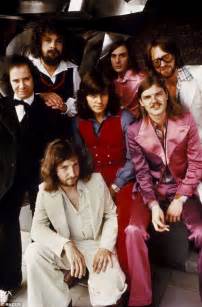 Mike Edwards Founding Member Of Elo Killed By Falling