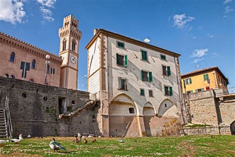 Santa Sofia Forli Cesena Emilia Romagna Italien Landschaft Der Antiken Stadt Stockfoto