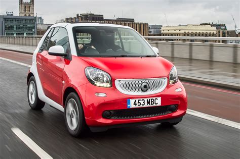 Smart ForTwo Cabrio 1.0 Passion review | Auto Express