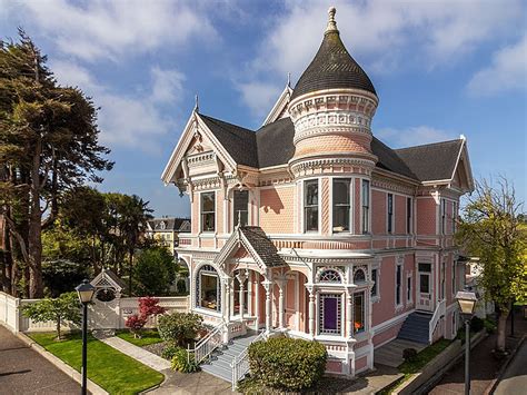 1889 Victorian Mansion For Sale In Eureka California — Captivating Houses