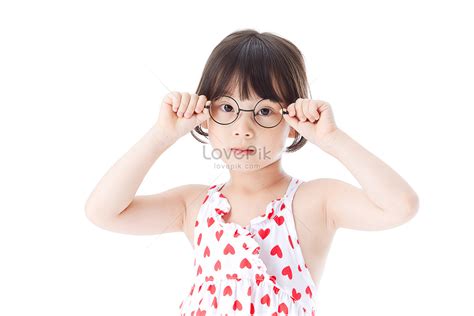 Cute Girl Wearing Glasses Image Picture And Hd Photos Free Download On Lovepik
