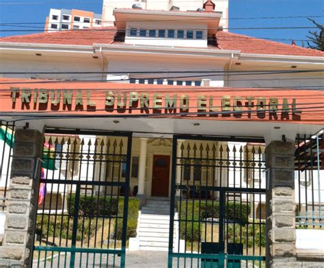 Menu principal instalación del tribunal electoral. Tribunal Electoral de Bolivia: Choque despidió a más de 30 ...
