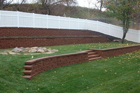 Small Retaining Wall This Is Similar To The Slope In My Backyard