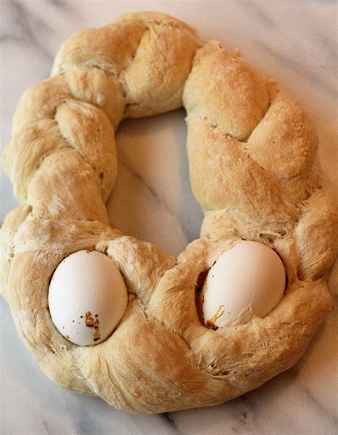 This braided easter bread, known in italian as pane di pasqua, has become a family tradition. Sicilian Easter Cuddura cu l'Ova | Recipe | Easter bread ...