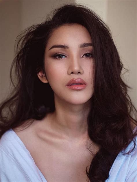 Noey Yosita Most Beautiful Thai Trans Models Latest Instagram