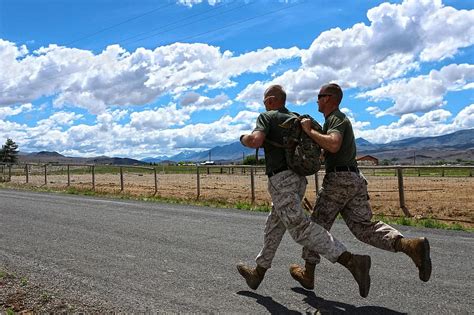 Men Army Training Running Jogging Military Teamwork Marines