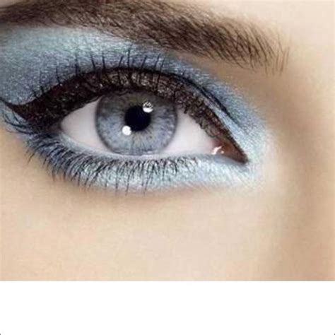 Ice Blue Eyes Blue Eye Makeup White Eyeshadow Blue Eyeshadow Looks