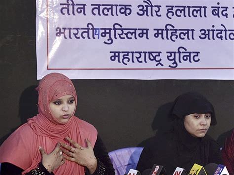 Supreme Court Asked Muslim Women And Other Groups To Discuss Triple Talaq Photo Gallery