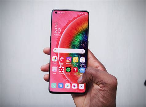 What sets the phone apart here, however, is the inclusion of what oppo is calling the rapid charger. Hands-On with the OPPO Find X2 Pro Smartphone - The Flighter