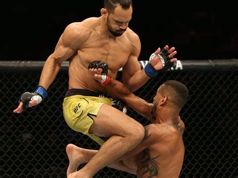 A 25 Year Old Brazilian Made His Ufc Debut On Saturday And Won Praise