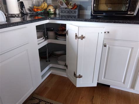 Founded in 2002, in stock kitchens is one of the nation's most reliable kitchen cabinets' warehouse. CT Custom Built Kitchen Cabinets | Kitchen Cabinet Refacing