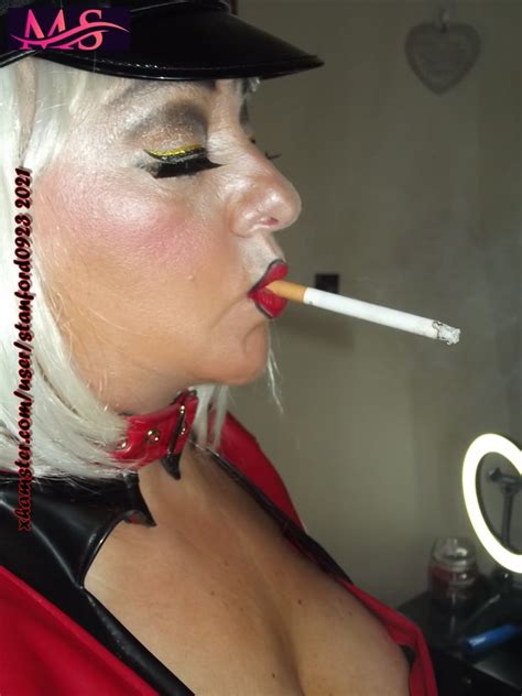 Mistress Smoke Pt Pics Xhamster