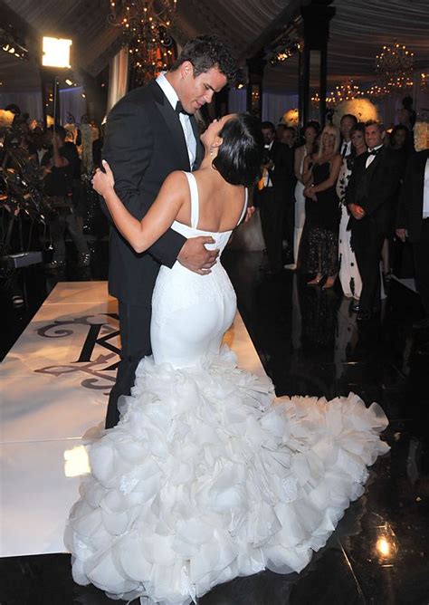 Check spelling or type a new query. Kim Kardashian Wedding Dress Back : Kim Kardashian Shares ...