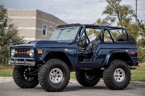 Pin By Travis Smith On Early Broncos Ford Bronco Truck Accessories