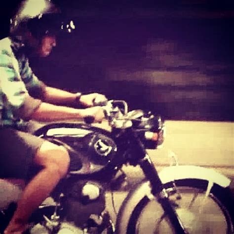 8tracks online radio | Stream the first playlist by resa24 | jakarta