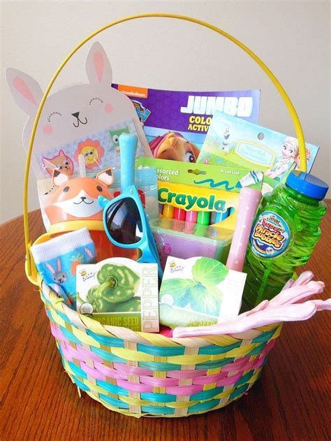 Once you have a basket, add some faux grass. 30 Nice Easter Basket Design Ideas For Kids | Kids easter ...