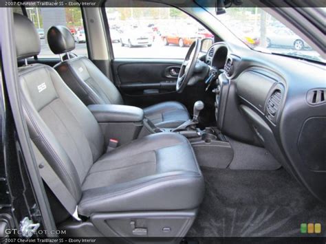 Ebony Interior Photo For The 2007 Chevrolet Trailblazer Ss 38080399