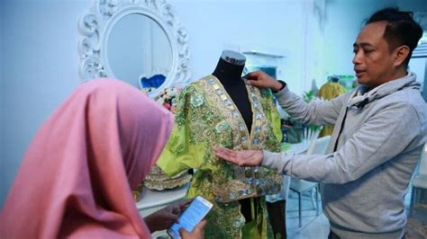 baju bodo modifikasi jadi tren pengantin hijabers tribun timurcom