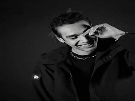 • this account is just a fans account ™ • official 👉🏻 @marwanpablo_ • youtube channel ↙️ bit.ly/2nqbfpi. مروان بابلو يقرر الابتعاد عن "المزيكا".. وهكذا استقبل ...