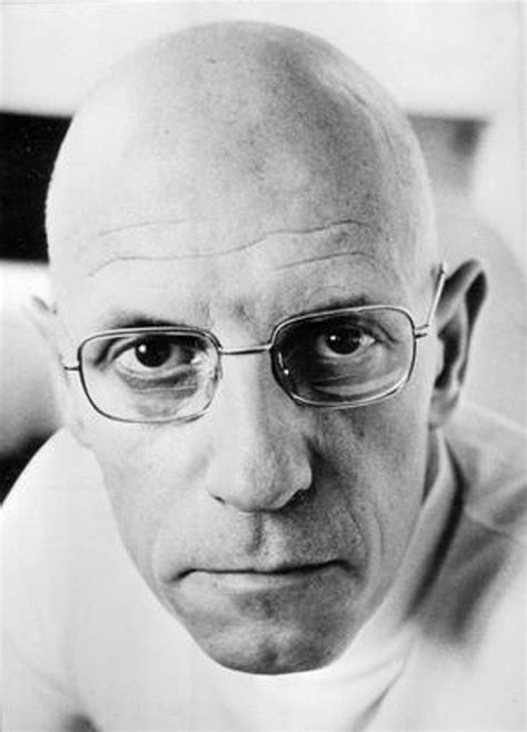 Foucault Videl Za Spoločnosťou Moc Kultúra Sme