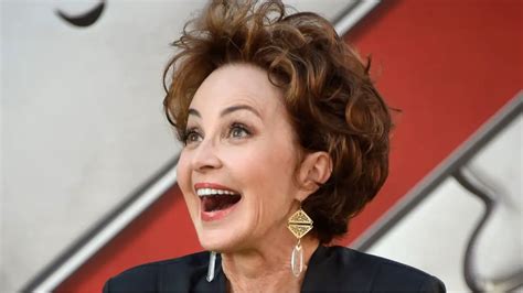 Annie Potts Biography Compelling Biography
