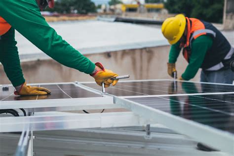 Five Reasons To Hire A Solar Installer