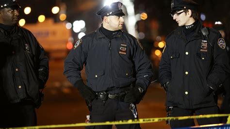 Nypd Officers Killed New York Ex Governor Slams Mayor Cnn