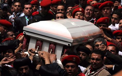 Thousands Attend Funeral Of Coptic Pope Shenouda Iii Telegraph