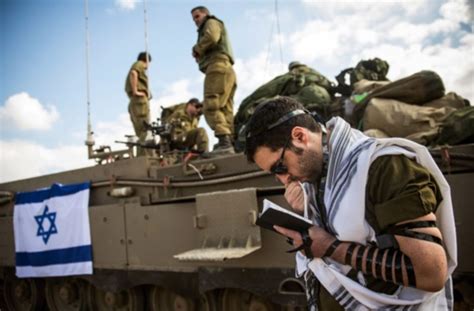 „wir sind mitten im kampf, sagte netanjahu nach einer lagebesprechung. Nahost-Konflikt: Viele Opfer durch Offensive in Gaza ...