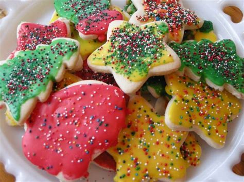 Learn how to make cookies from gingerbread to spice with betty's best scratch christmas cookie recipes. My Must Make Christmas Cookies | Southern Plate