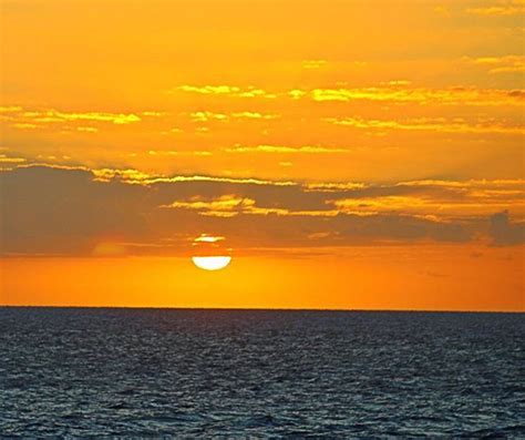 Sonnenaufgang In Der Karibik Karibik Sonnenaufgang Sonne