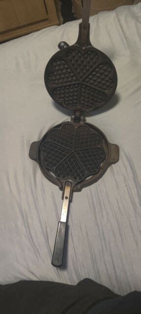 Vintage Jotul Nr 6 Heart Shaped Cast Iron Waffle Maker Made In Norway