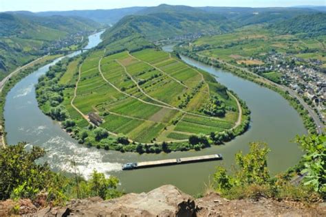 11 Magical Things To Do In The Mosel Valley Germany Paulina On The Road