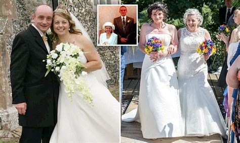 Transgender Bride Renews Her Vows As A Woman Daily Mail Online