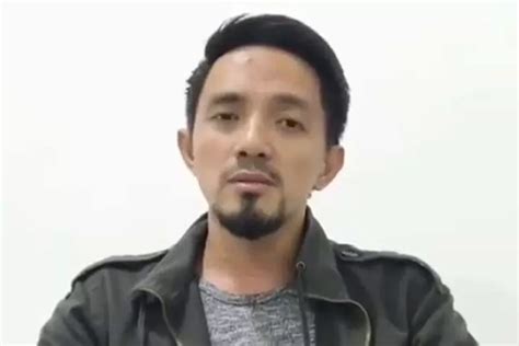 Inilah Sosok Asli Aris Layangan Putus Profil Dan Biodata Dari Ricky Zainal Suami Lola Diara