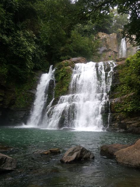 Share the best gifs now >>>. Hostel Plinio - Manuel Antonio Nature - Nauyaca Waterfall ...