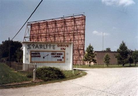 The family favorite about a group of young misfits called the goonies who discover an ancient map and what you need to know to enjoy the starlite movie nights: Starlite Drive-In in Gassville, AR - Cinema Treasures