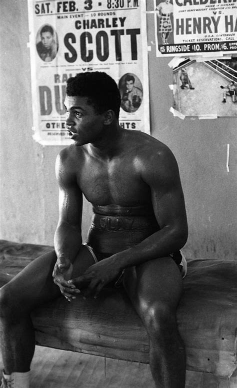 ートです 送料無料 割引クーポン発行中 お洒落なオマージュアート Muhammad Ali Vs Sonny Liston 1965
