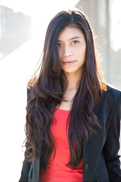 Curly, straight or slightly wavy and messy, it's your choice. Stylishlyme - Long Black Wavy Hair - click on the image or ...