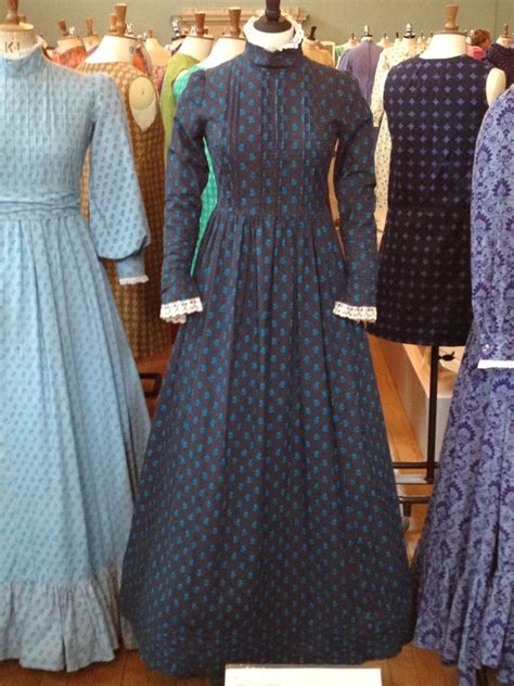 Laura Ashley Old Fashion Dresses Pioneer Dress Vintage Dresses