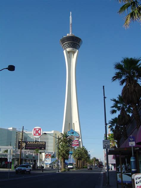 Las Vegas Stratosphere Tower Stratosphere Tower Hotel And C Flickr
