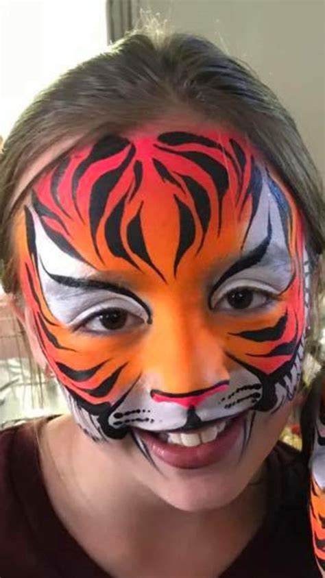 Pin By Pamela Sundlie On Face Painting Tigers Zebras Cheetahs Face