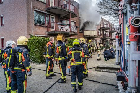 Apotheek zevenkamp imkerstraat 35 3068gx rotterdam t: Uitslaande brand verwoest woning Errol Garnerstraat ...