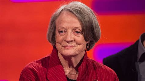 Dame Maggie Smith Admits She S Never Seen Downton Abbey Watch British Period Dramas