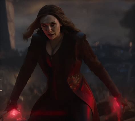 Elizabeth Olsen Endgame Character Avengers Endgame Premiere